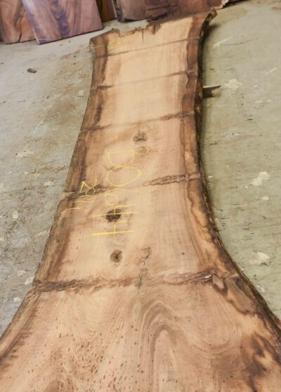 Walnut (Black) Board BB0644