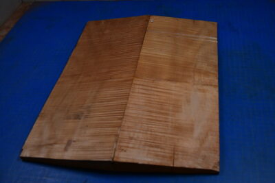 Maple (European) GuitarArchBack2pc L020060.G.004