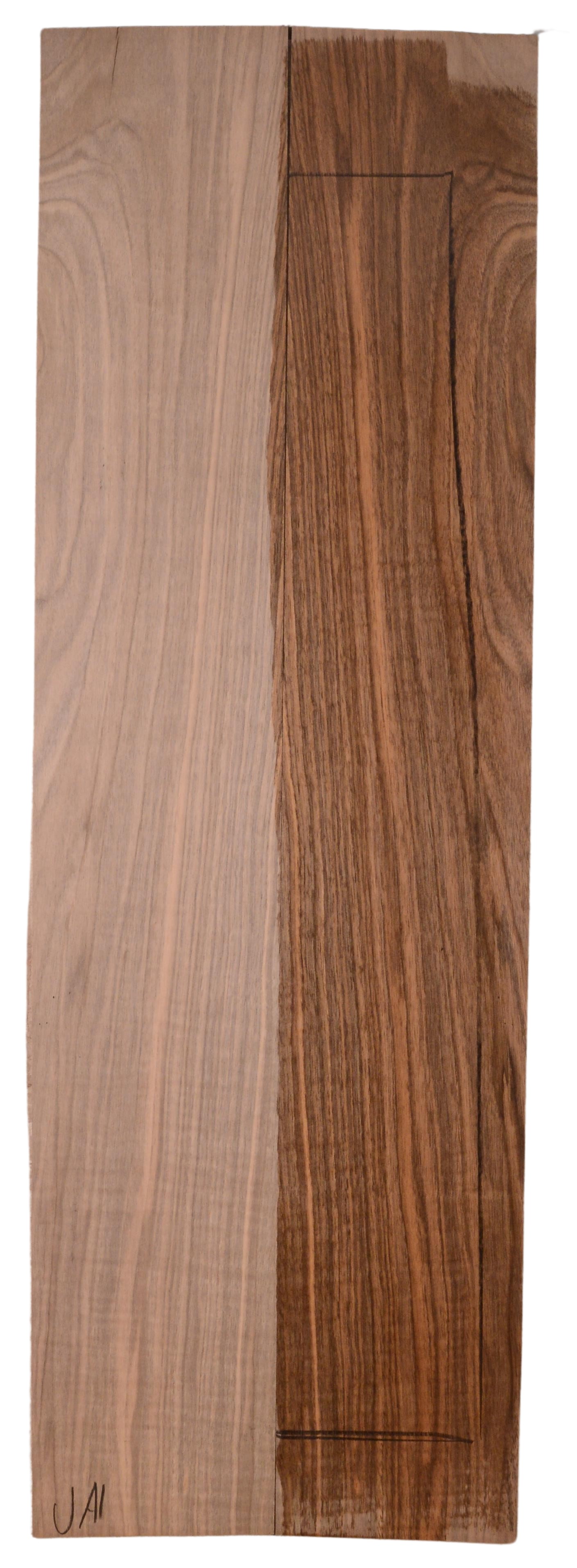 Walnut (English) GuitarSides2pcATC 22967.G.182