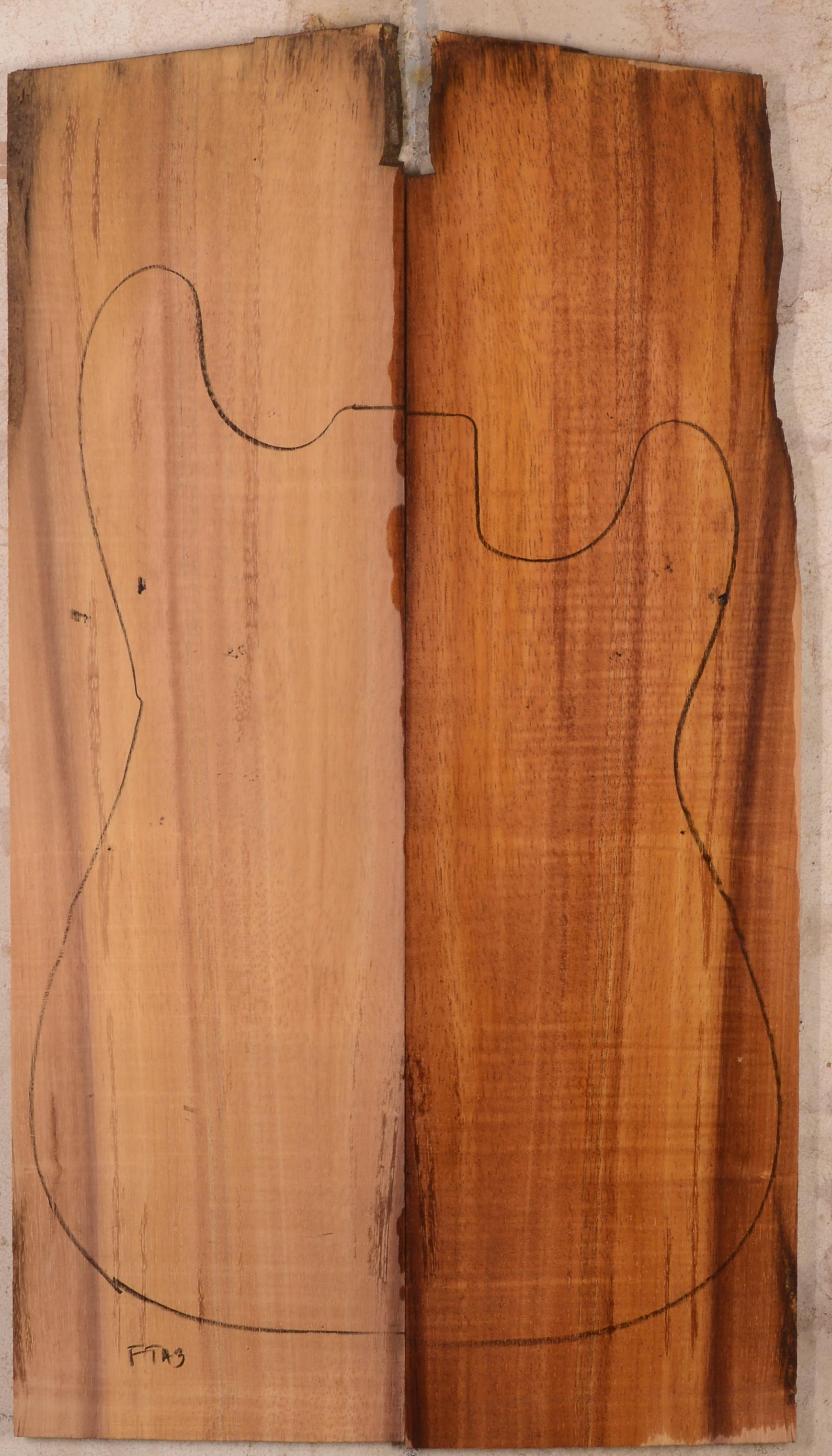 Koa GuitarSolidBodyTopATC BC1487.G.003