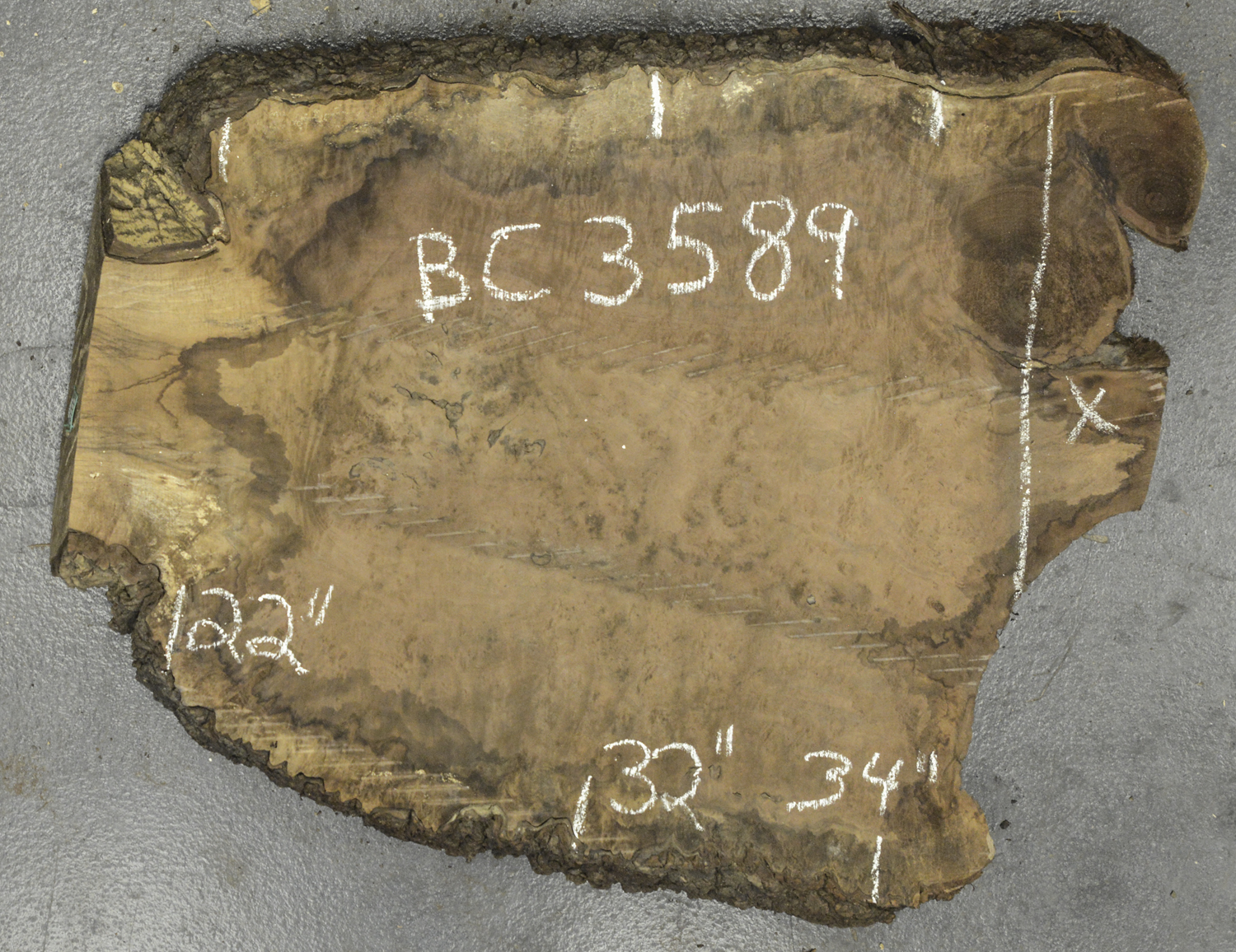 Walnut (Claro) Board BC3589