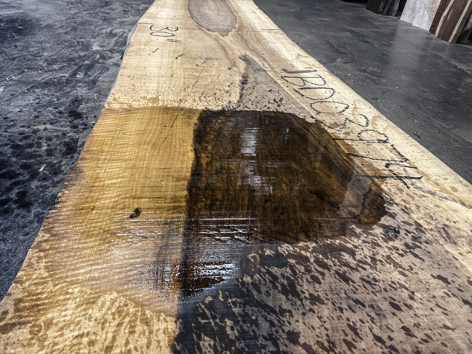 Walnut (European) Board BD03974