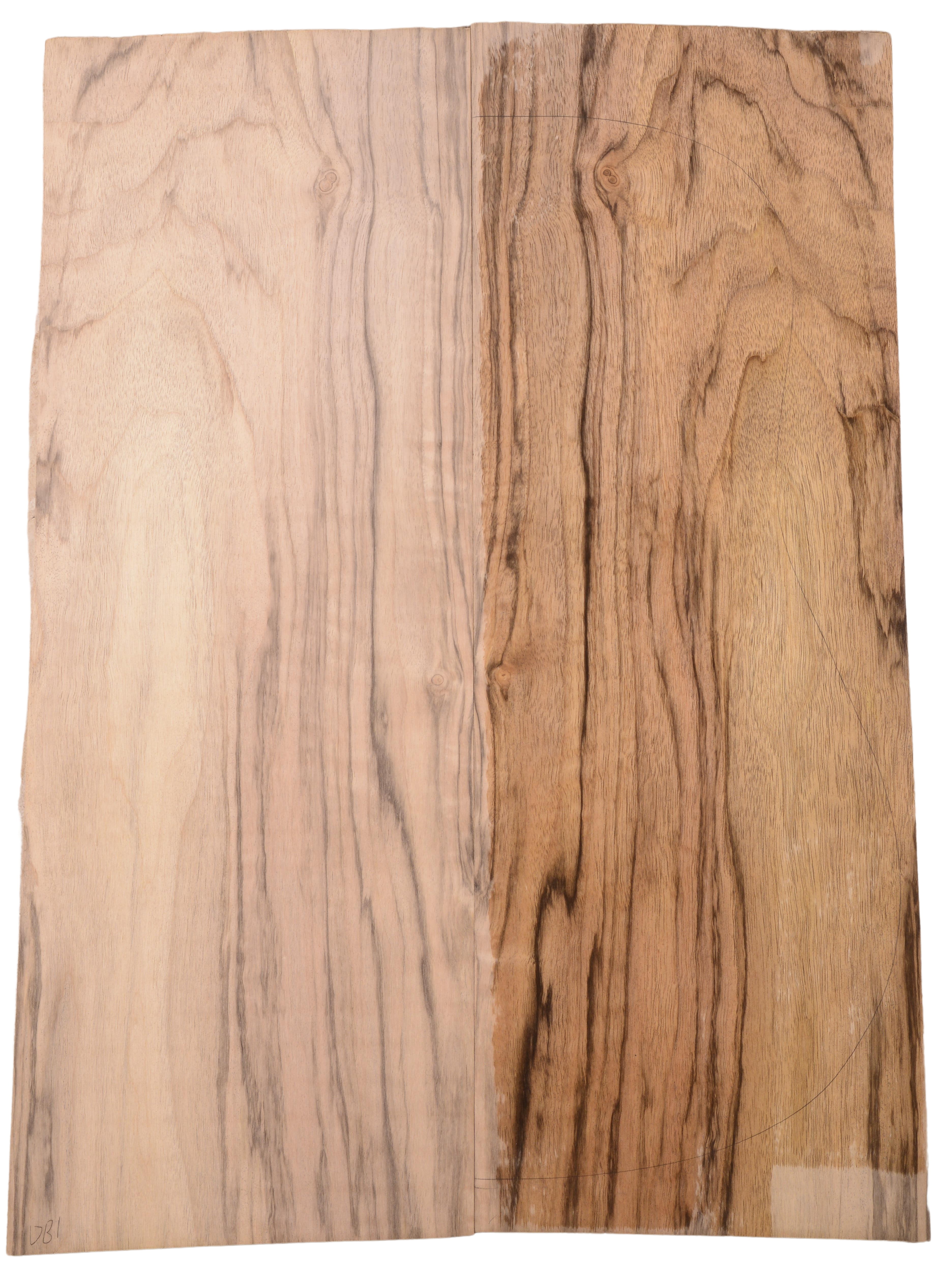Walnut (English) GuitarBack2pcATC L15769.G.058