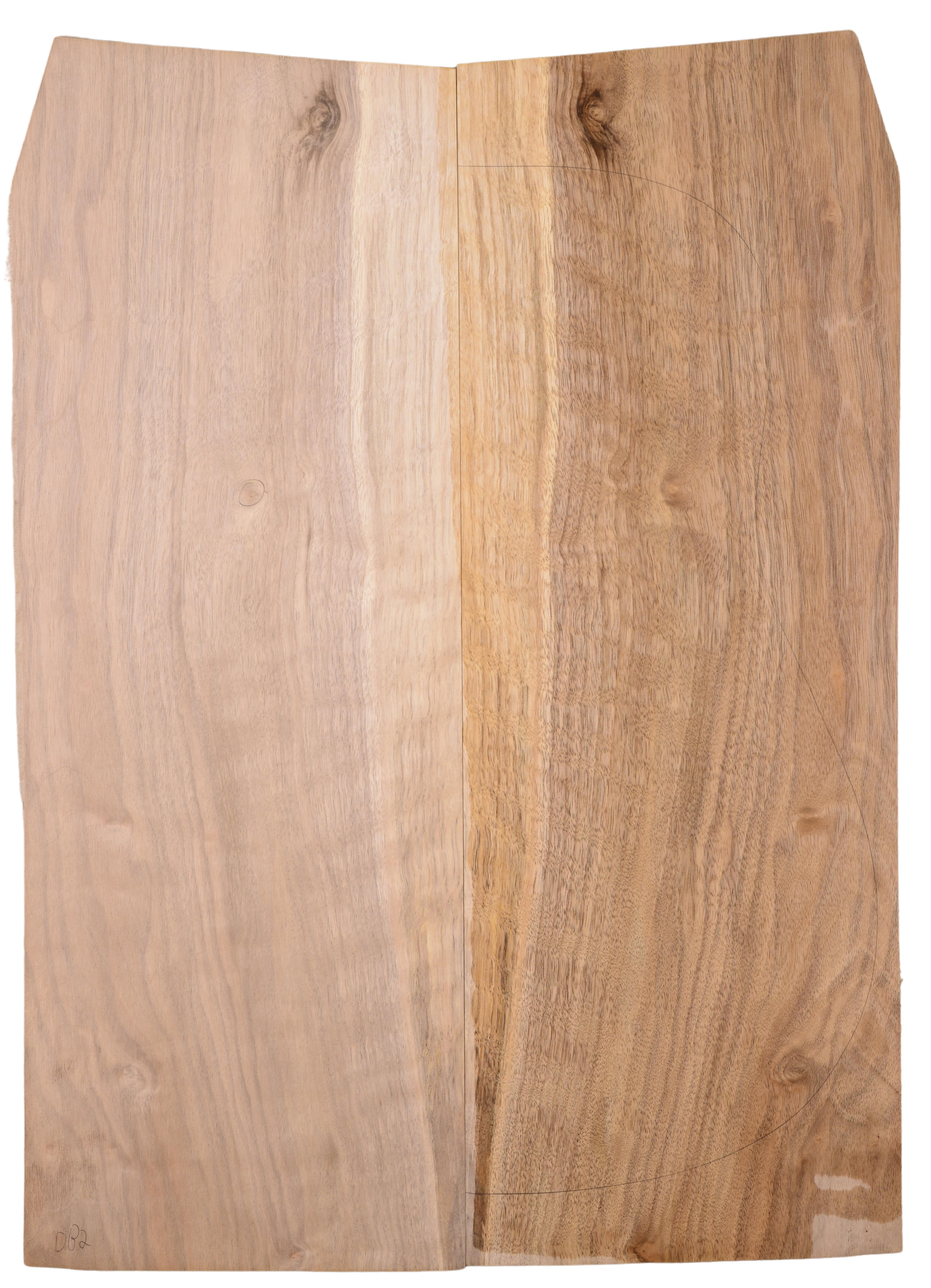 Walnut (English) GuitarBack2pcATC L15769.G.066