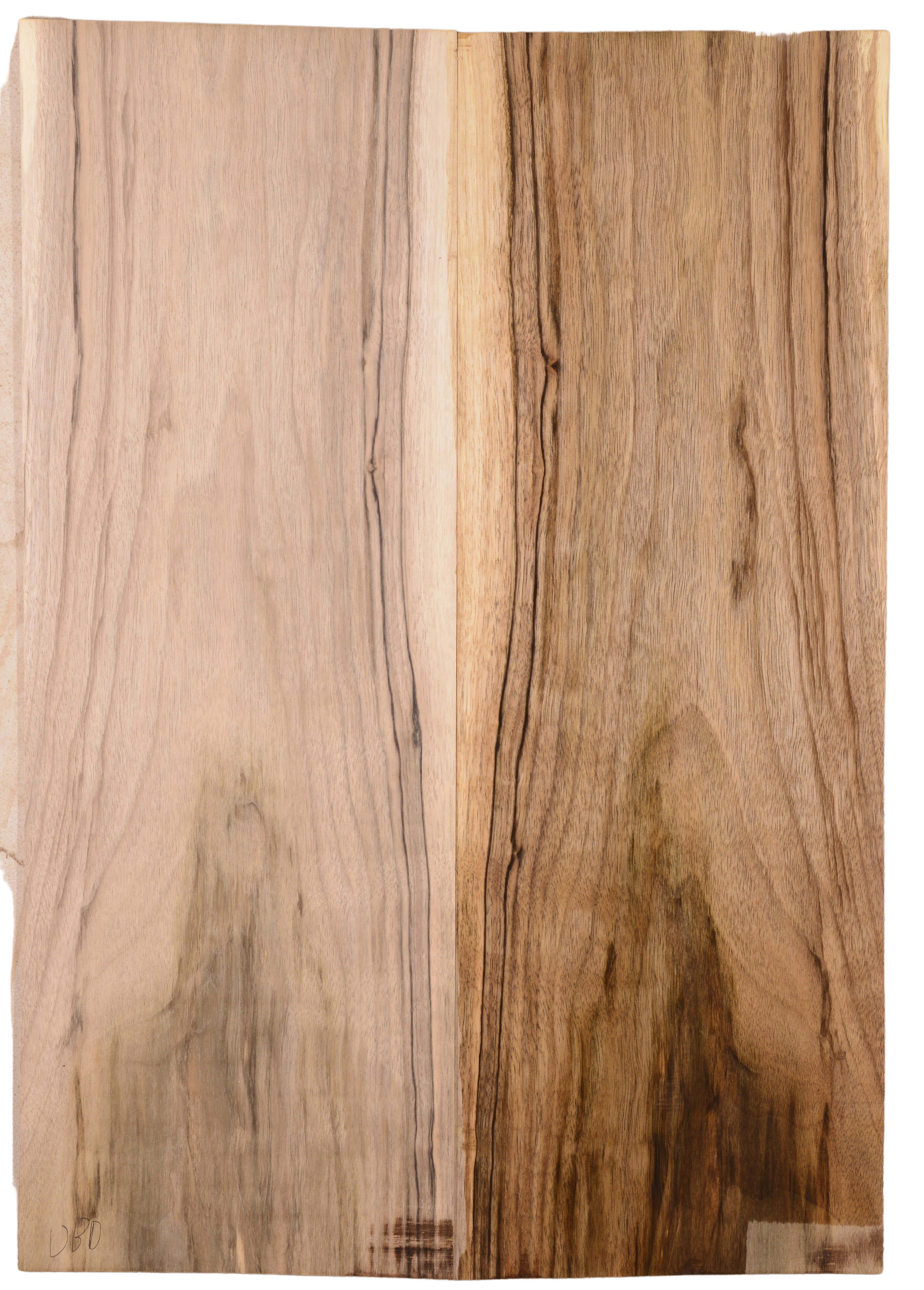 Walnut (English) GuitarBack2pcATC L15769.G.072