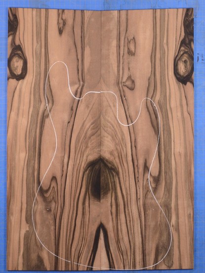 Ebony (Macassar) GuitarSolidBodyTopATC M1713.G.008