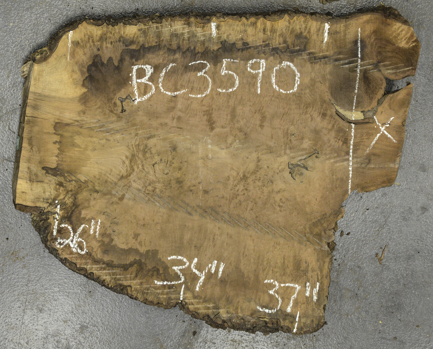 Walnut (Claro) Board BC3590